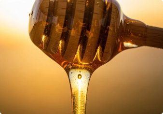 Warm Honey Spiced Apple & Blackberry Punch